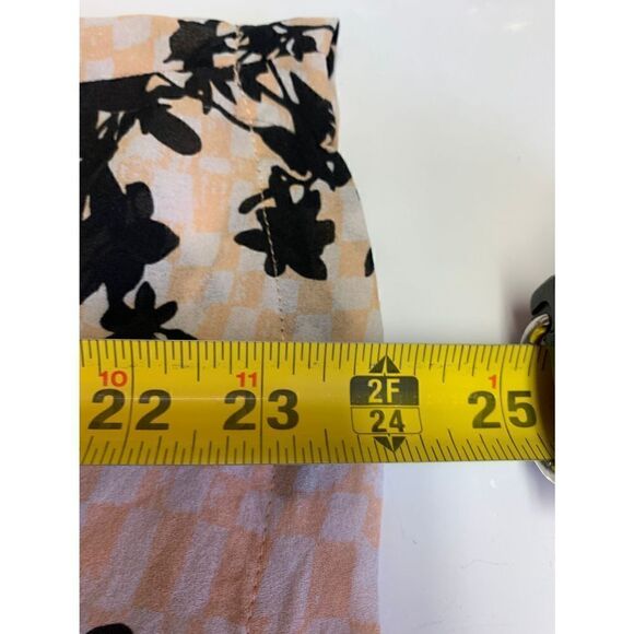 A.L.C. Short Sleeve Silk Blouse Size XS - Picture 11 of 11